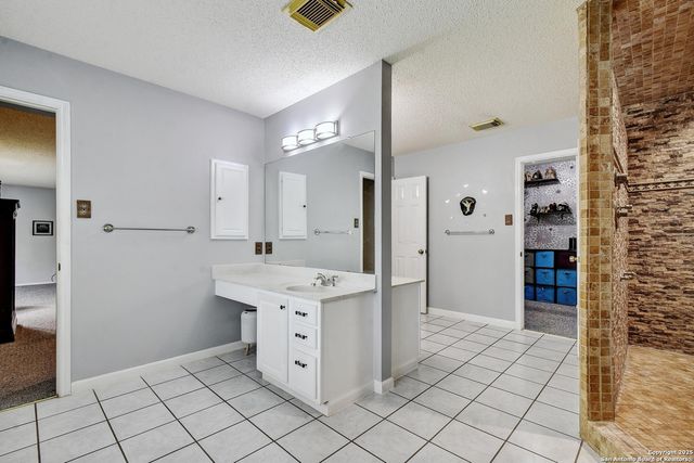 3735 Shimmering Dawn St 2, San Antonio, TX 78253