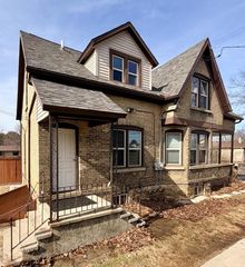 2011 Madison STREET, Manitowoc, WI 54220