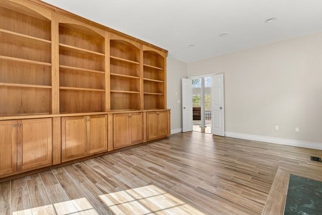 41 Baldpate Rd, Georgetown, MA 01833