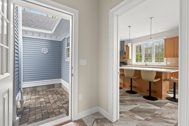 41 Baldpate Rd, Georgetown, MA 01833