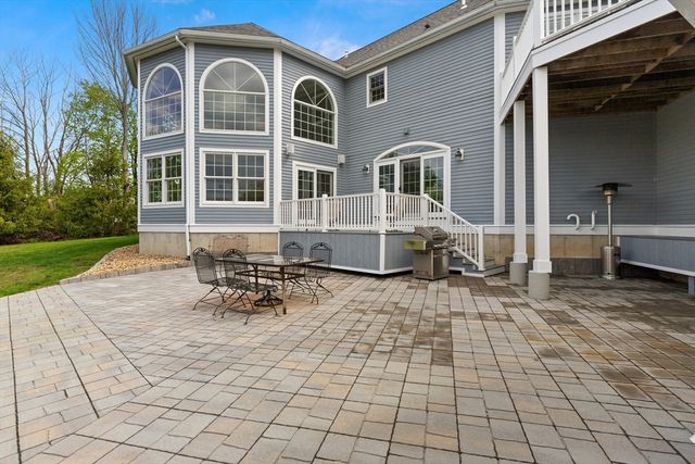 41 Baldpate Rd, Georgetown, MA 01833