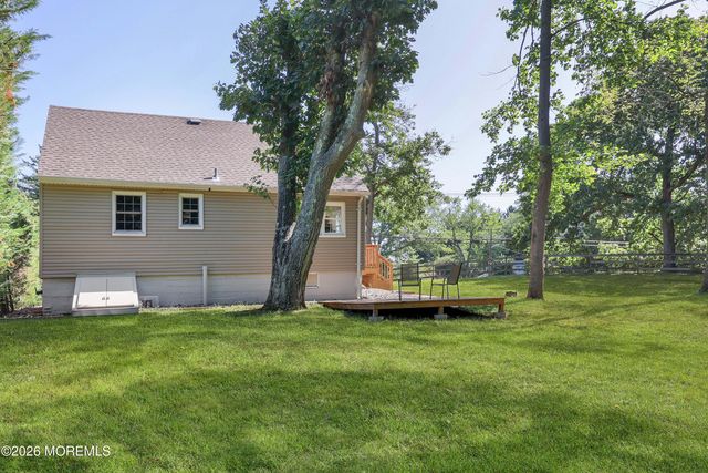 38 Swimming River Road, Lincroft, NJ 07738
