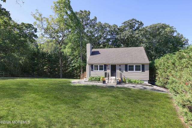 38 Swimming River Road, Lincroft, NJ 07738