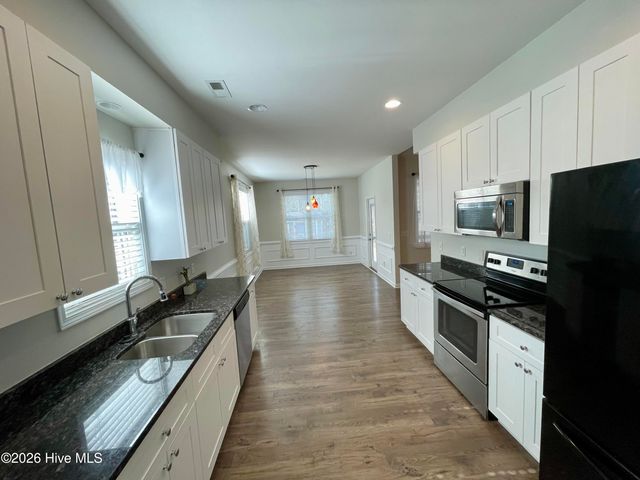 32 S High Point Road, Southport, NC 28461