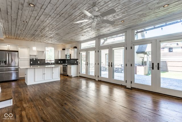 3164 Washington Boulevard, Indianapolis, IN 46205