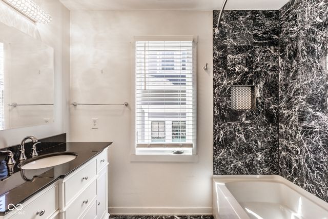 3164 Washington Boulevard, Indianapolis, IN 46205