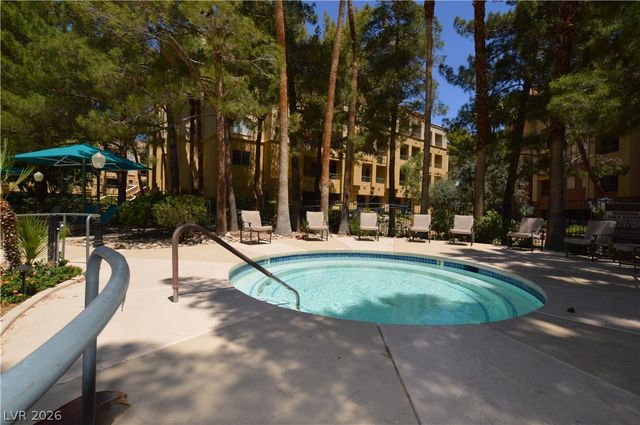 220 East Flamingo Road 229, Las Vegas, NV 89169
