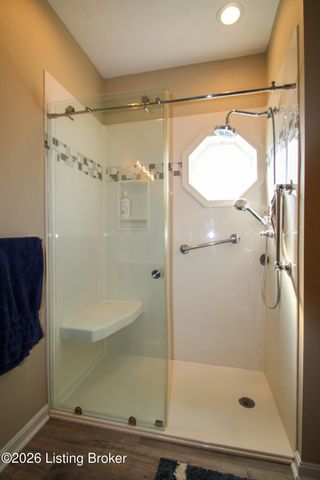 3300 Hurstbourne Springs Dr, Louisville, KY 40220