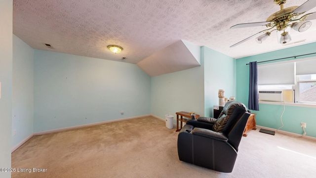 3300 Hurstbourne Springs Dr, Louisville, KY 40220