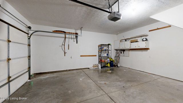 3300 Hurstbourne Springs Dr, Louisville, KY 40220