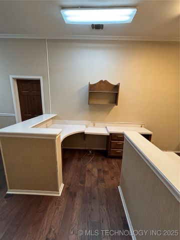 111 S Muskogee Avenue E, Claremore, OK 74017