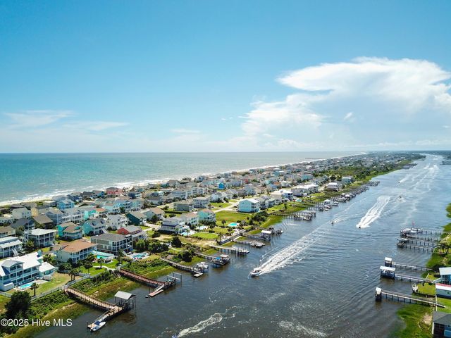 648 Ocean Boulevard W, Supply, NC 28462