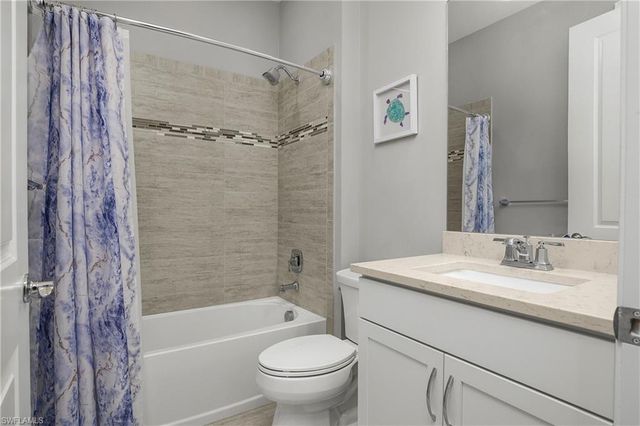 19165 Aqua Shore DR, Fort Myers, FL 33913