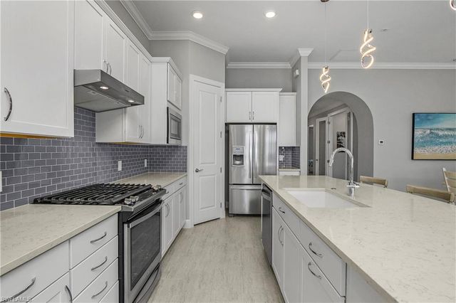 19165 Aqua Shore DR, Fort Myers, FL 33913