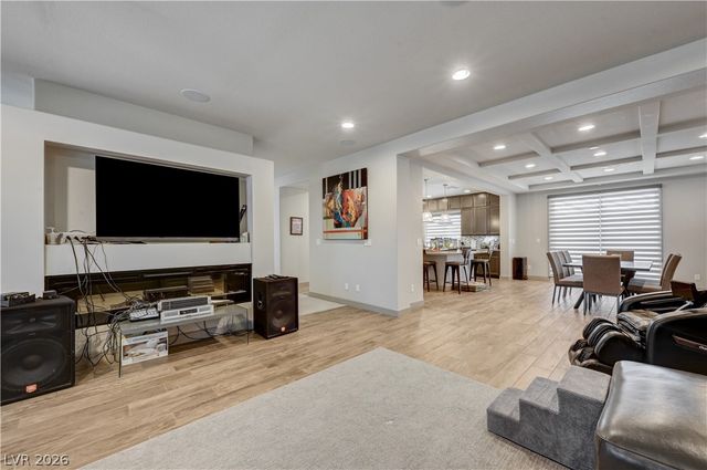 9738 Golden Thread Court, Las Vegas, NV 89141