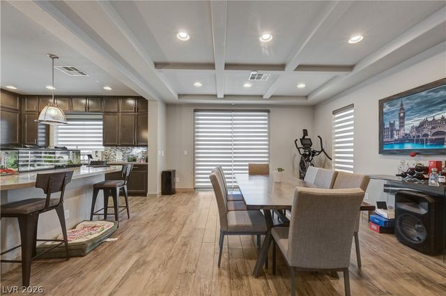 9738 Golden Thread Court, Las Vegas, NV 89141