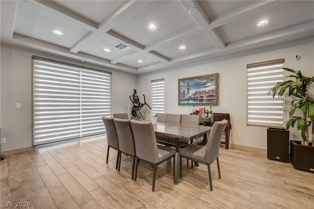 9738 Golden Thread Court, Las Vegas, NV 89141