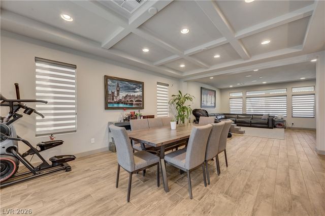 9738 Golden Thread Court, Las Vegas, NV 89141