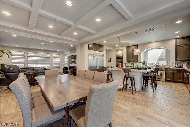 9738 Golden Thread Court, Las Vegas, NV 89141