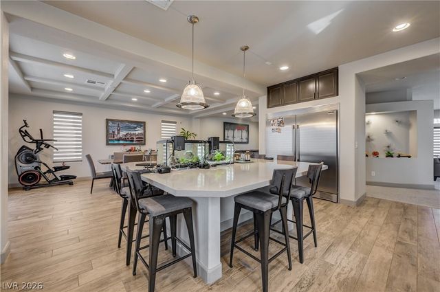 9738 Golden Thread Court, Las Vegas, NV 89141