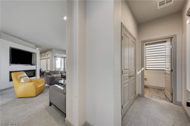 9738 Golden Thread Court, Las Vegas, NV 89141