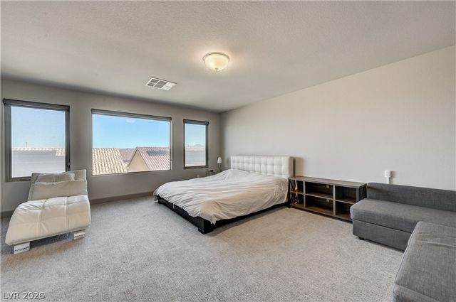 9738 Golden Thread Court, Las Vegas, NV 89141