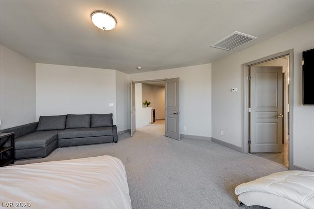 9738 Golden Thread Court, Las Vegas, NV 89141