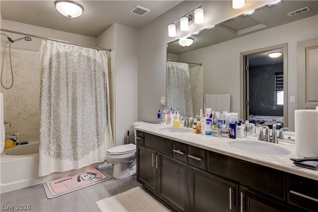 9738 Golden Thread Court, Las Vegas, NV 89141