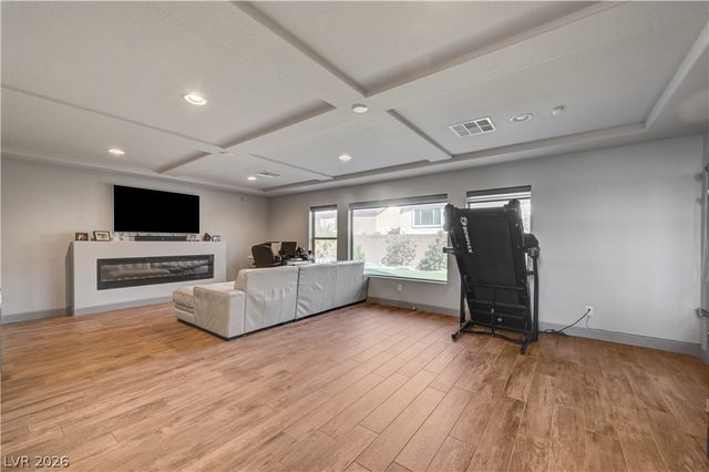 9738 Golden Thread Court, Las Vegas, NV 89141