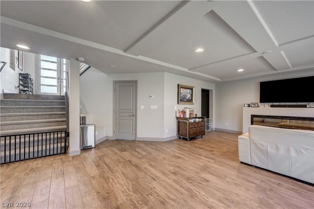 9738 Golden Thread Court, Las Vegas, NV 89141
