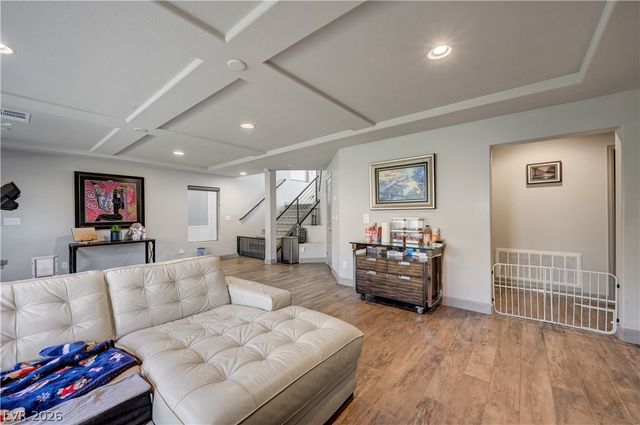 9738 Golden Thread Court, Las Vegas, NV 89141