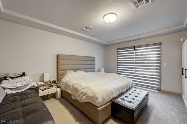9738 Golden Thread Court, Las Vegas, NV 89141