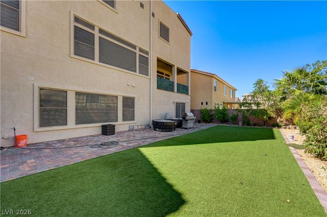 9738 Golden Thread Court, Las Vegas, NV 89141