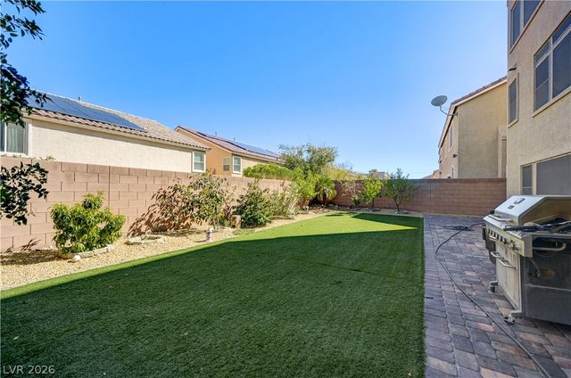 9738 Golden Thread Court, Las Vegas, NV 89141