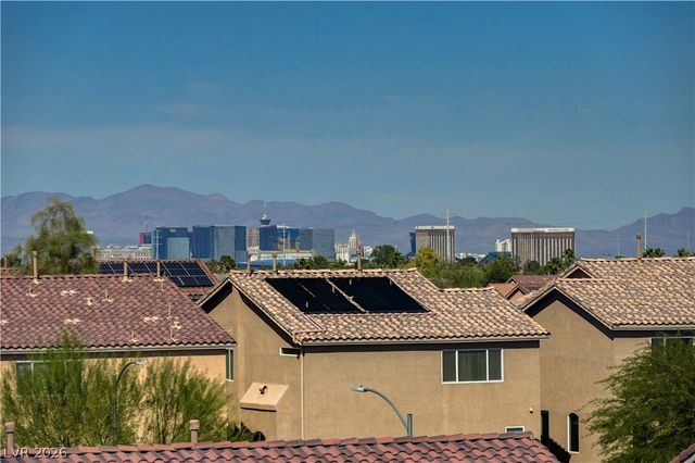 9738 Golden Thread Court, Las Vegas, NV 89141