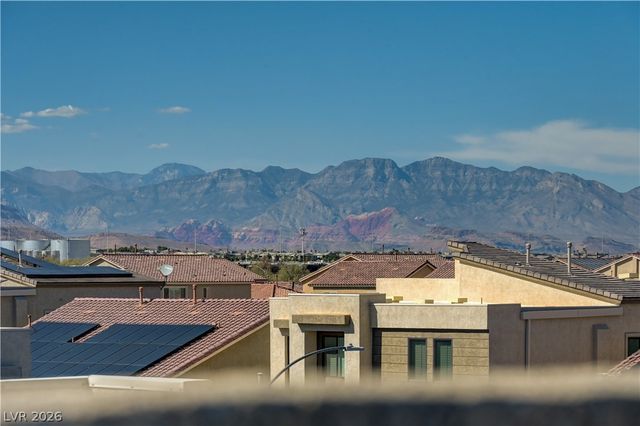 9738 Golden Thread Court, Las Vegas, NV 89141