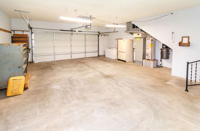 7100 E Gum Street, Evansville, IN 47715