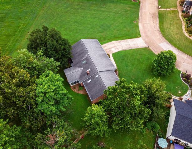 7100 E Gum Street, Evansville, IN 47715