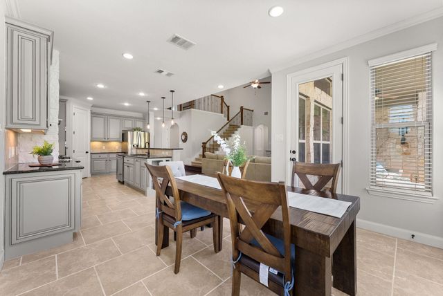 106 Princes CT, Austin, TX 78738