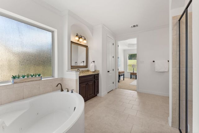 106 Princes CT, Austin, TX 78738