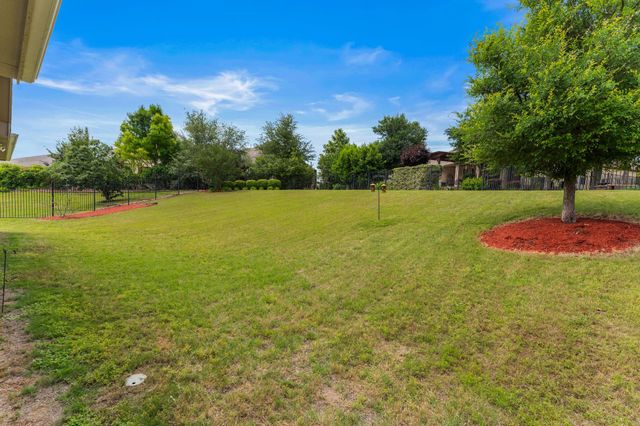 106 Princes CT, Austin, TX 78738