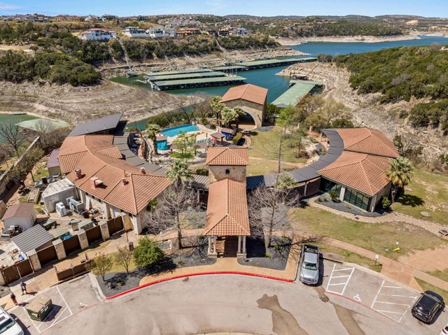 106 Princes CT, Austin, TX 78738