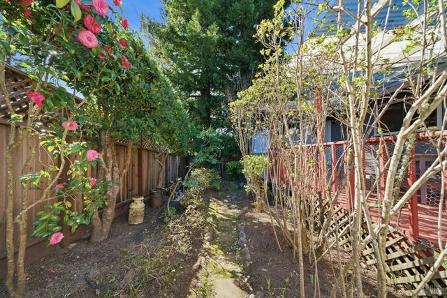 2654 Edison St, Graton, CA 95444