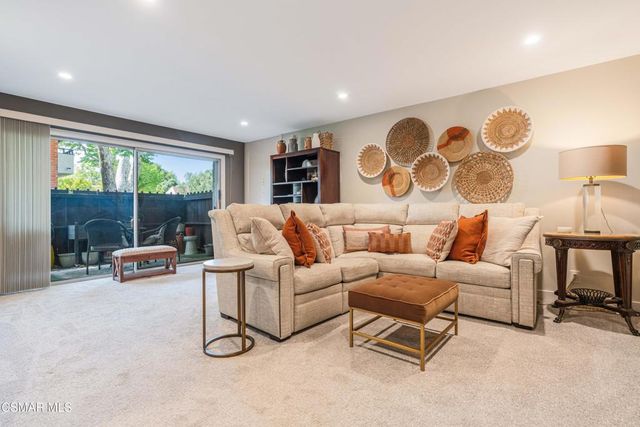 31556 Agoura Road 2, Westlake Village, CA 91361