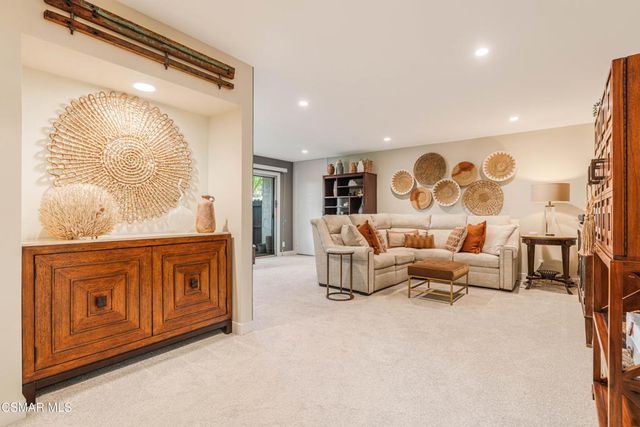 31556 Agoura Road 2, Westlake Village, CA 91361