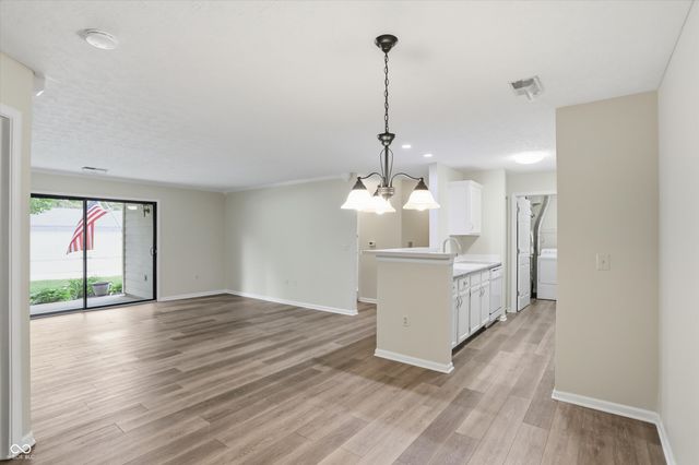 11750 Glenbrook Court 103A, Carmel, IN 46032