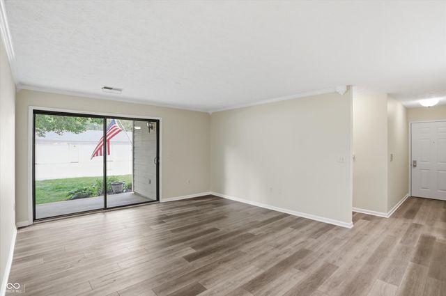 11750 Glenbrook Court 103A, Carmel, IN 46032