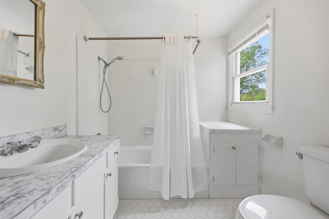 613 Cypress Ct., Georgetown, SC 29440