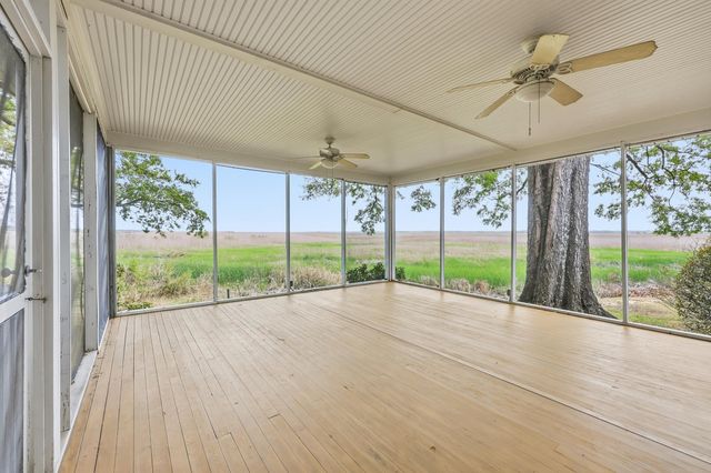 613 Cypress Ct., Georgetown, SC 29440
