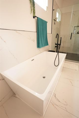 2406 Mann Street D, Houston, TX 77093